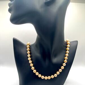 Vintage Monet faux pearl necklace